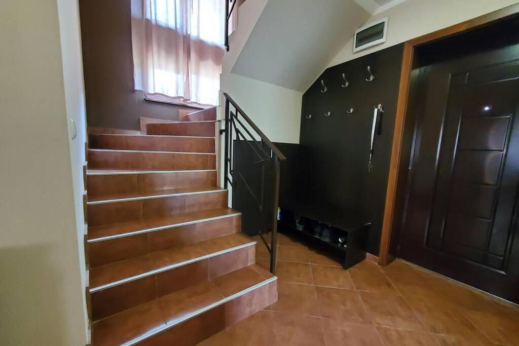 Villa Двете Къщи В Планината Beli Osŭm Esterno foto