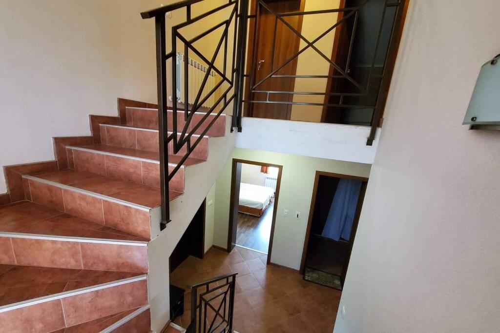 Villa Двете Къщи В Планината Beli Osŭm Esterno foto